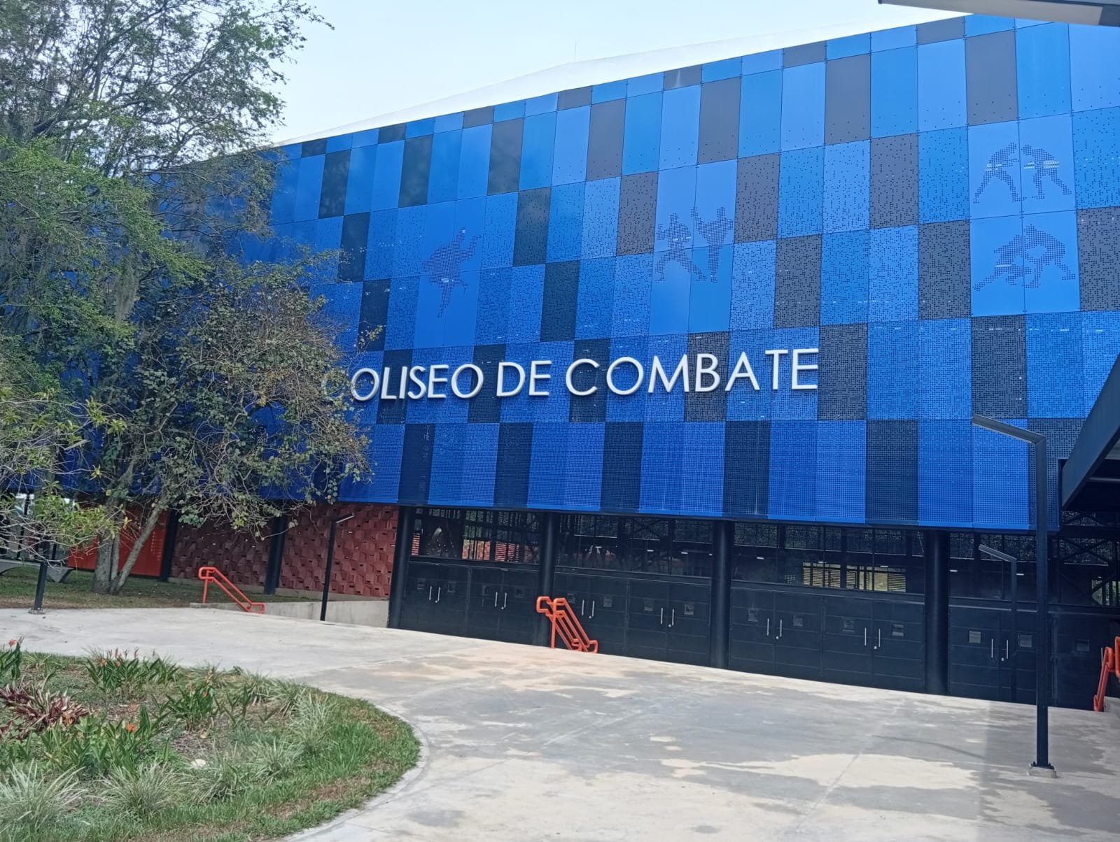 Coliseo de Combate Medellín sede oficial de competencias de taekwondo en Colombia — Club Master Quint